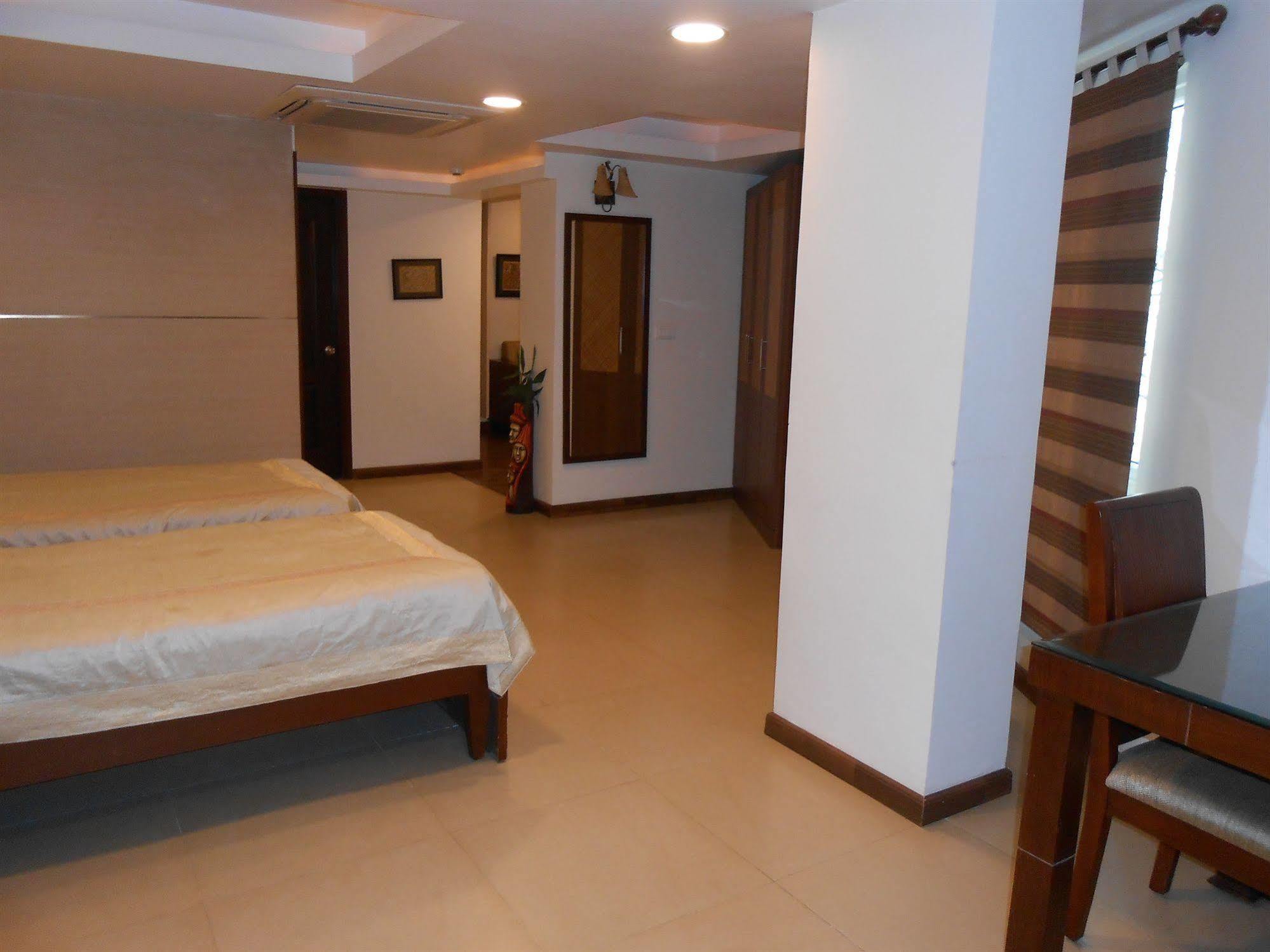 Brunton Heights Executive Suites Bangalore Exterior photo